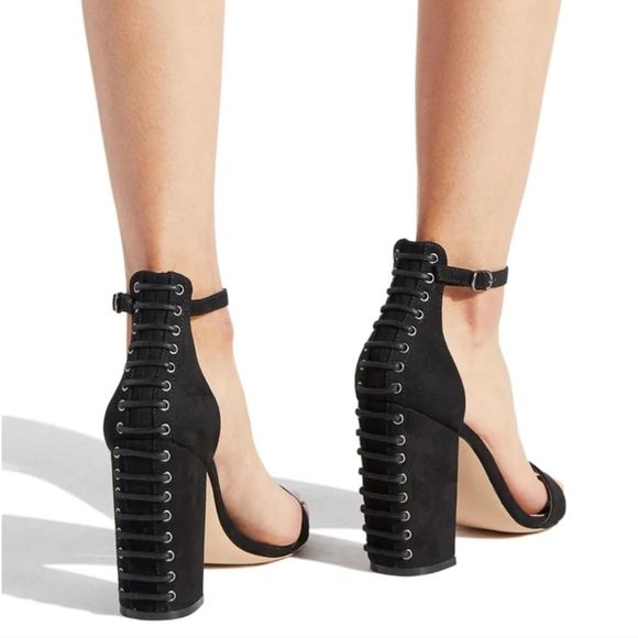 New in Box Shoe Dazzle Tonya boho block faux-suede heel - Picture 9 of 14